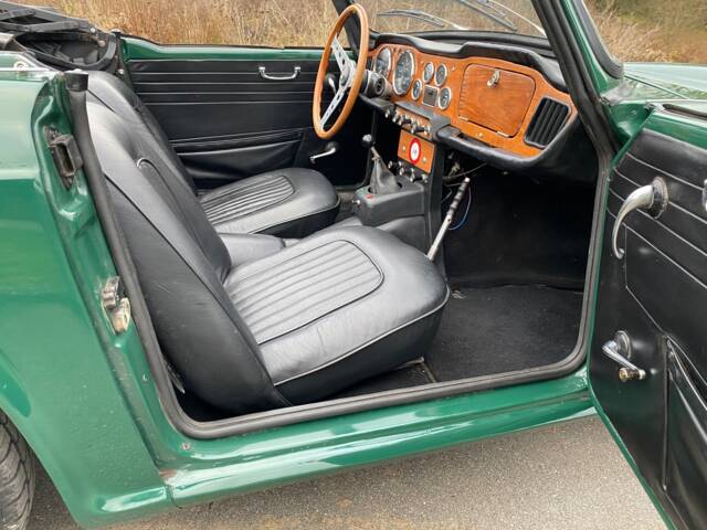 Triumph TR 4