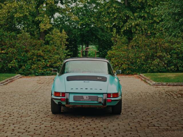 Porsche 911 2.4 T