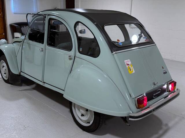 Citroën 2 CV 6