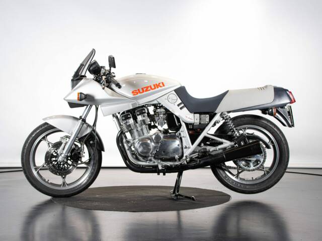 Suzuki GSX 750S Katana