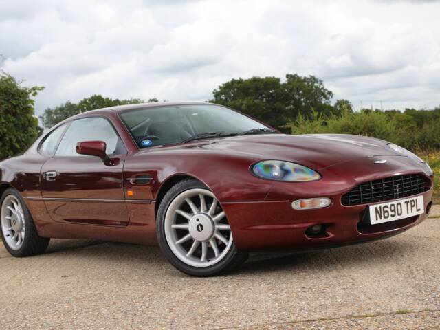 Immagine 1/18 di Aston Martin DB 7 (1996)