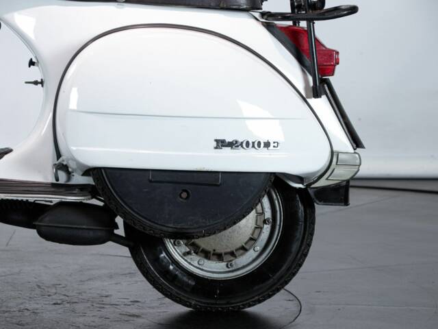 Piaggio Vespa P 200 E