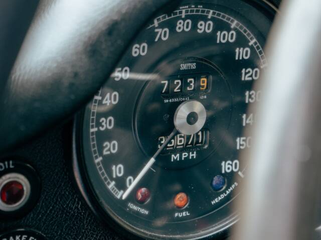 Jaguar E-Type V12 (2+2)