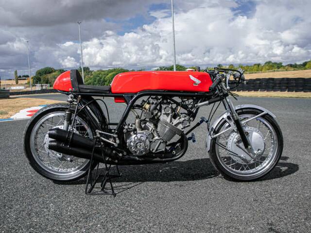 Honda RC 173