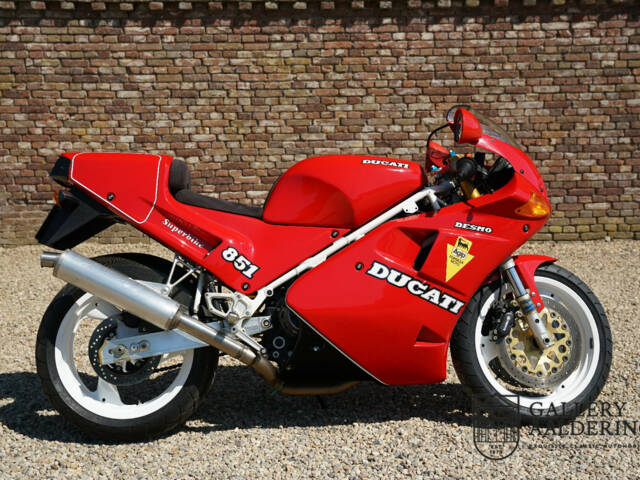 Ducati 851 S