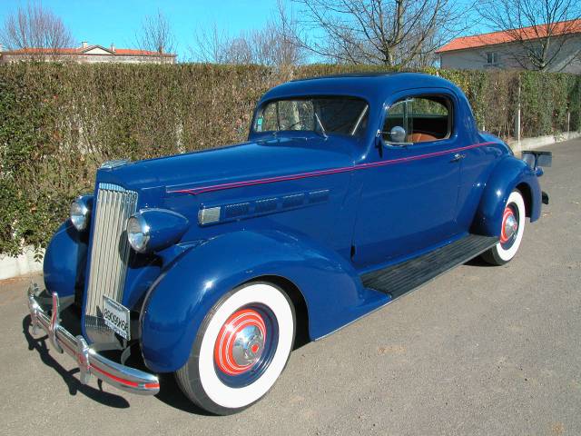 Image 1/29 of Packard One-Twenty (1936)