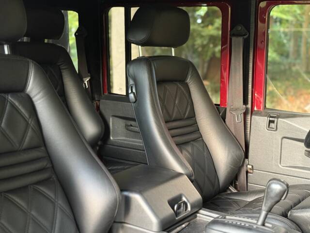 Land Rover Defender 130 Td5 Crew Cab