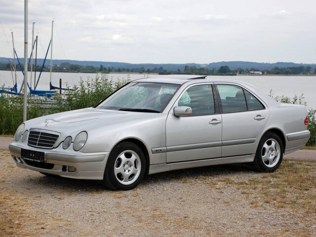 Bild 1/34 von Mercedes-Benz E 240 (1999)