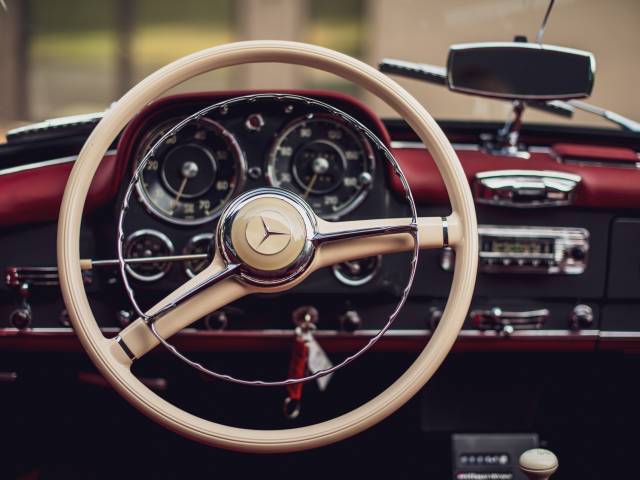 Mercedes-Benz 190 SL