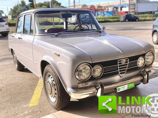 Alfa Romeo Giulia 1600 Super Biscione
