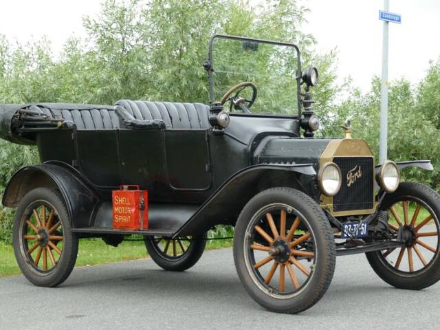 Image 1/25 of Ford Modell T Touring (1915)