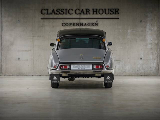 Citroën DS 23 Pallas