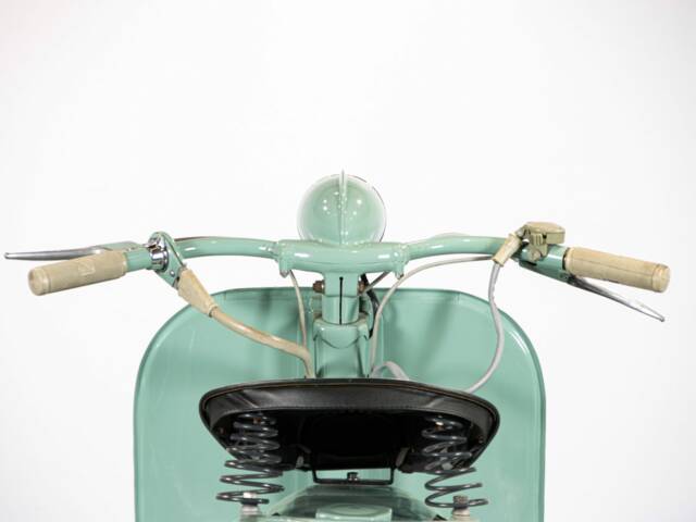 Piaggio Vespa 125