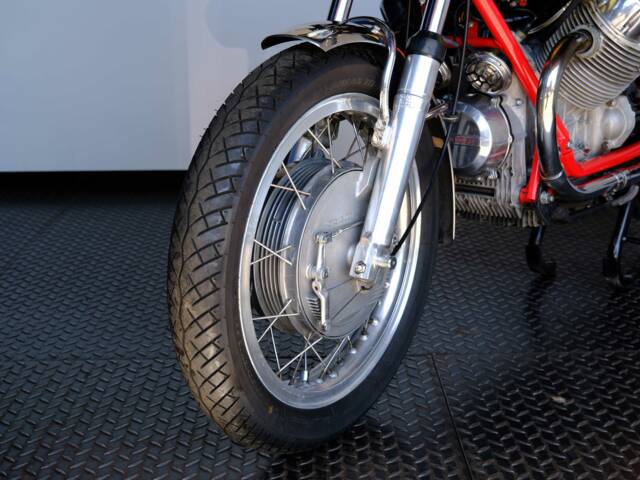 Moto Guzzi V7 Sport