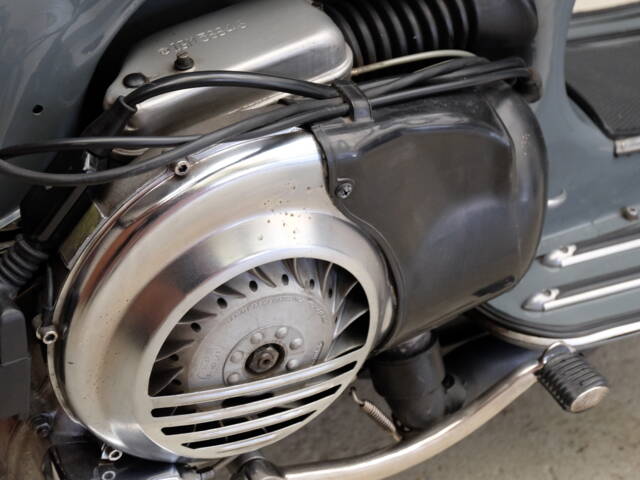 Piaggio Vespa 200 Rally