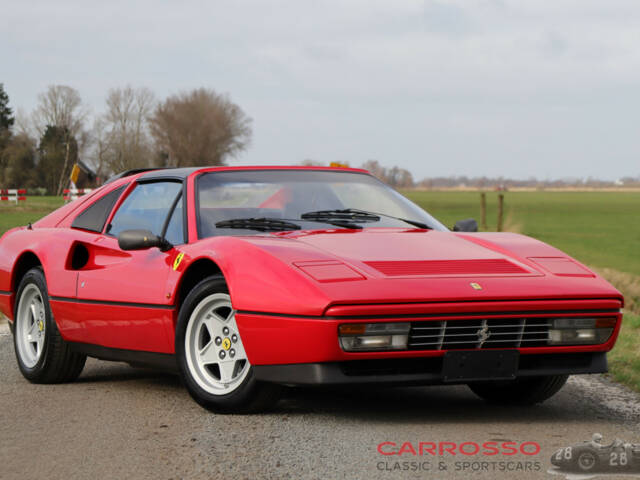 Image 1/44 de Ferrari 328 GTS (1987)