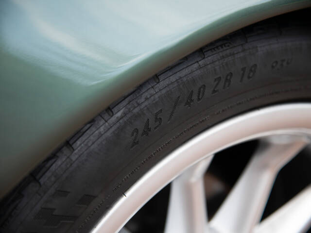 Aston Martin DB 7