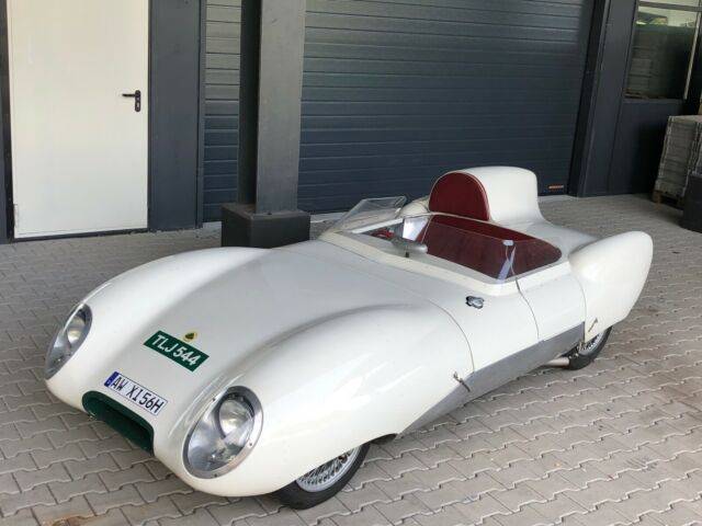 Image 1/14 of Lotus Eleven (1956)