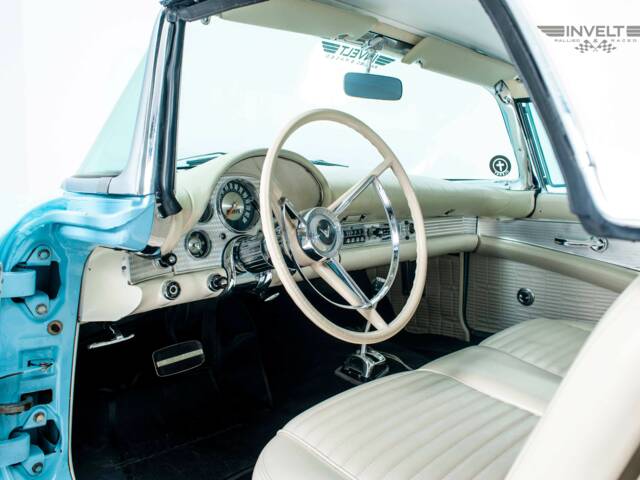 Ford Thunderbird