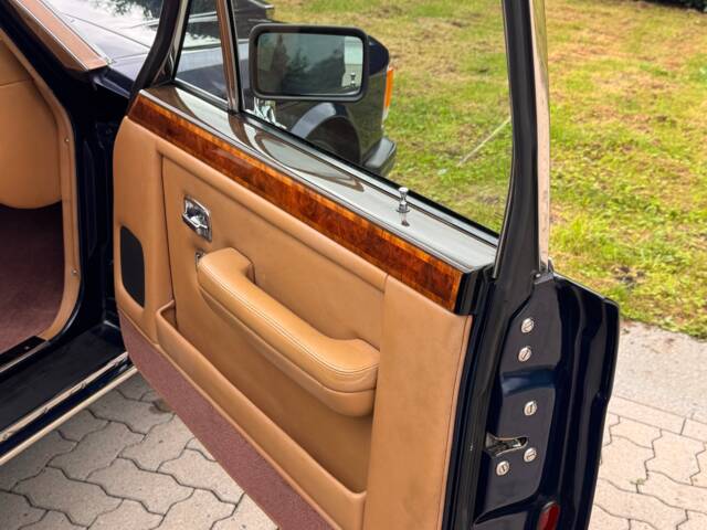 Rolls-Royce Silver Spur