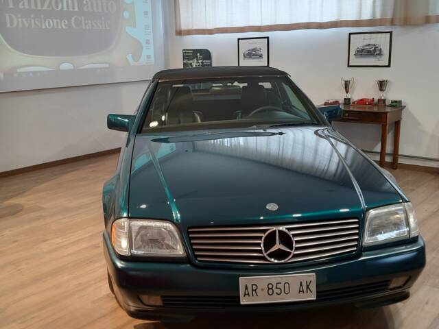Mercedes-Benz SL 320