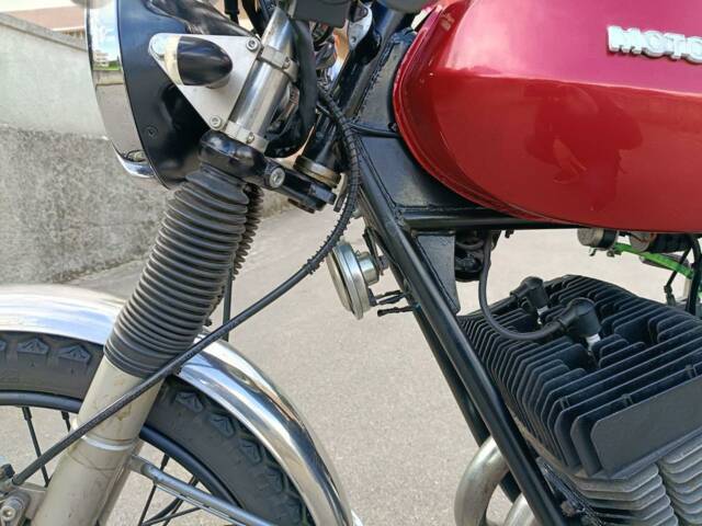 Moto Guzzi 254