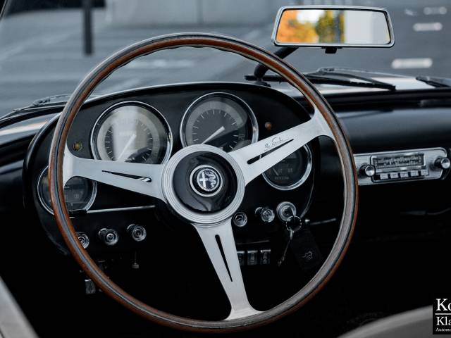 Alfa Romeo 2000 Spider