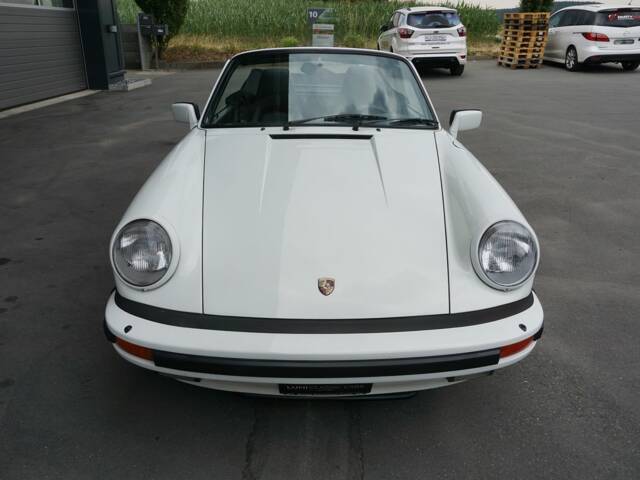 Porsche 911 Carrera 3.2