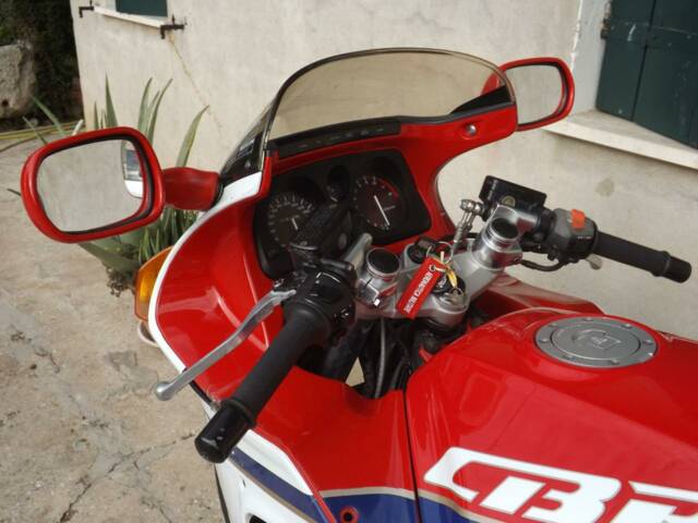 Honda CBR 1000F