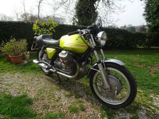 Moto Guzzi V7 Sport