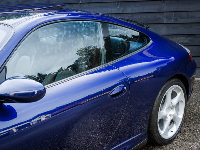 Porsche 911 Carrera 4S