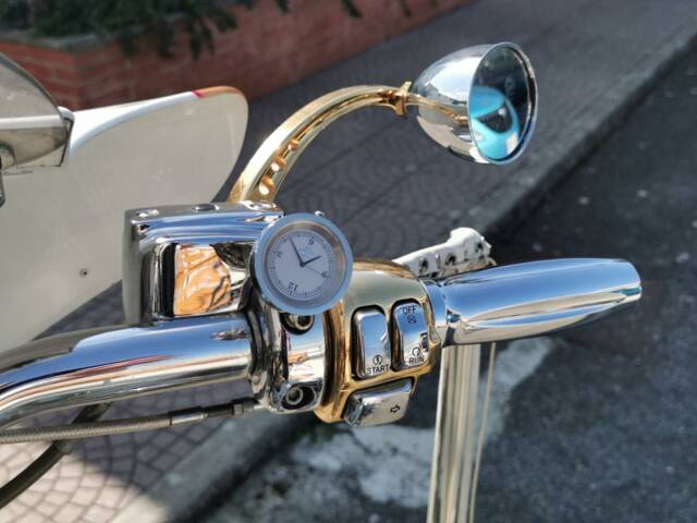 Harley-Davidson FLSTN Softail Deluxe