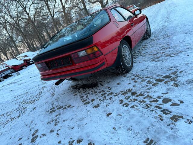 Porsche 924