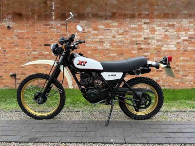 Yamaha XT 250