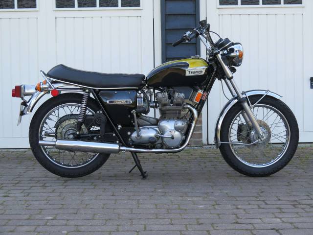 Afbeelding 1/10 van Triumph DUMMY (1974)