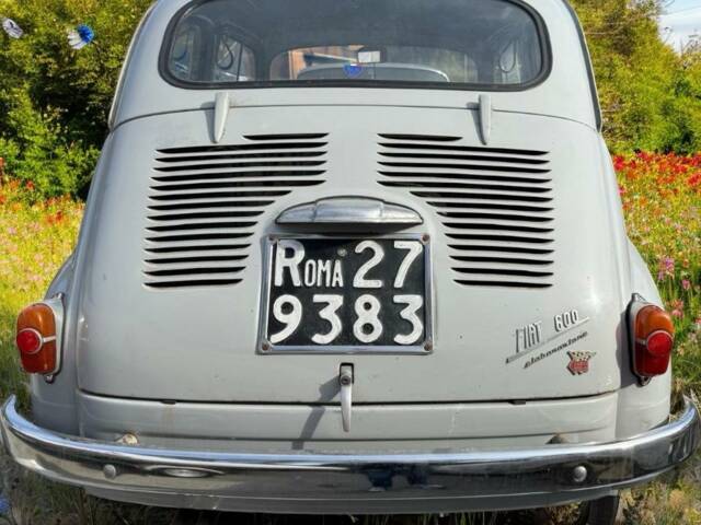FIAT 600