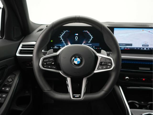 BMW 330i xDrive Touring