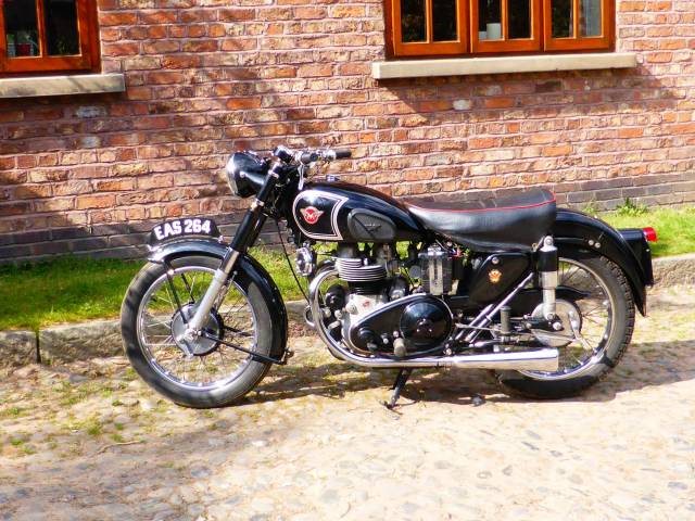 Bild 1/16 von Matchless DUMMY (1953)