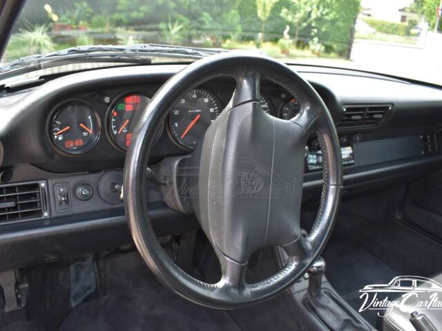 Porsche 911 Carrera