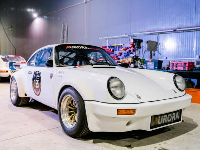 Image 1/46 of Porsche 911 RSR 3.0 (1976)