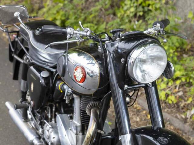 BSA B 33