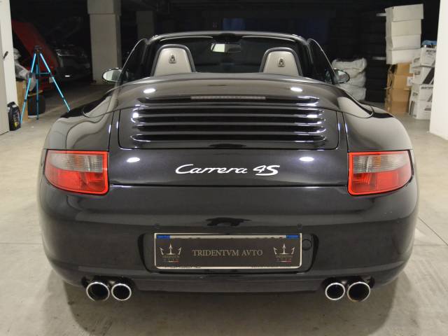 Porsche 911 Carrera 4S