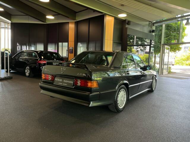 Mercedes-Benz 190 E 2.3-16