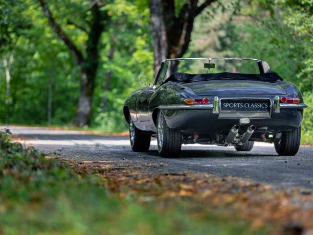 Jaguar E-Type 3.8