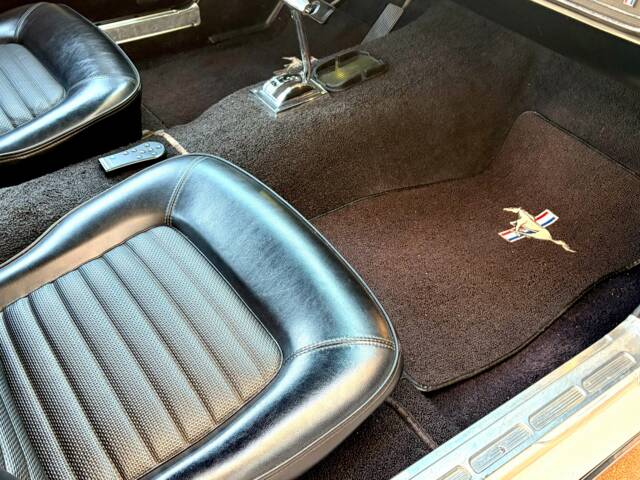 Ford Mustang 289