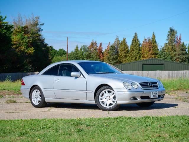 Image 1/13 de Mercedes-Benz CL 500 (2002)