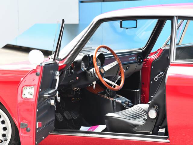 Alfa Romeo 2000 GT Veloce