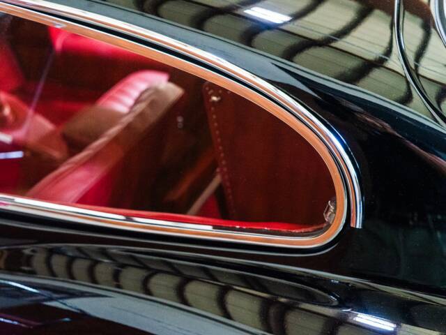 Jaguar E-Type 4.2