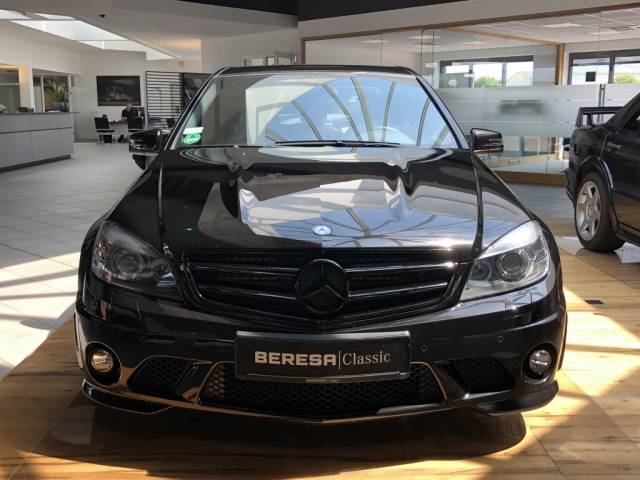 Imagen 1/15 de Mercedes-Benz C 63 AMG (2010)