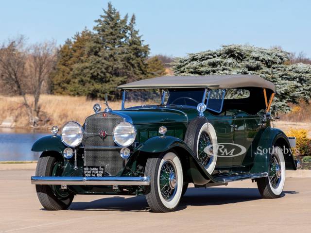 Image 1/50 de Cadillac V16 452 Dual Cowl Phaeton (1930)